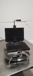 Syrup Waffles maker 